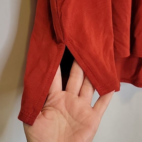 MM. Dillards Perfect Tee. Size Large. NWT - Picture 3 of 7